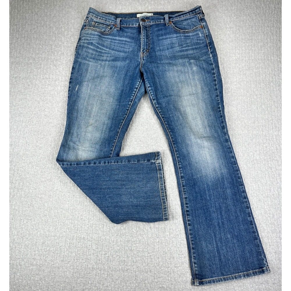 Levi's 515 Boot Cut Jeans Women 16/36X30 Medium Wash Blue Flap Pocket high-rise - Picture 2 of 16